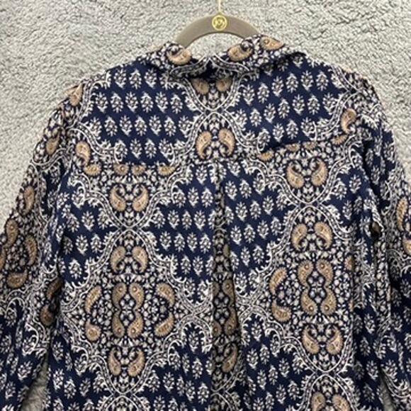 L'Agence Women's Small 100% Silk Button Up Long Sleeve Blouse Flowy Feminine EUC - Picture 6 of 9